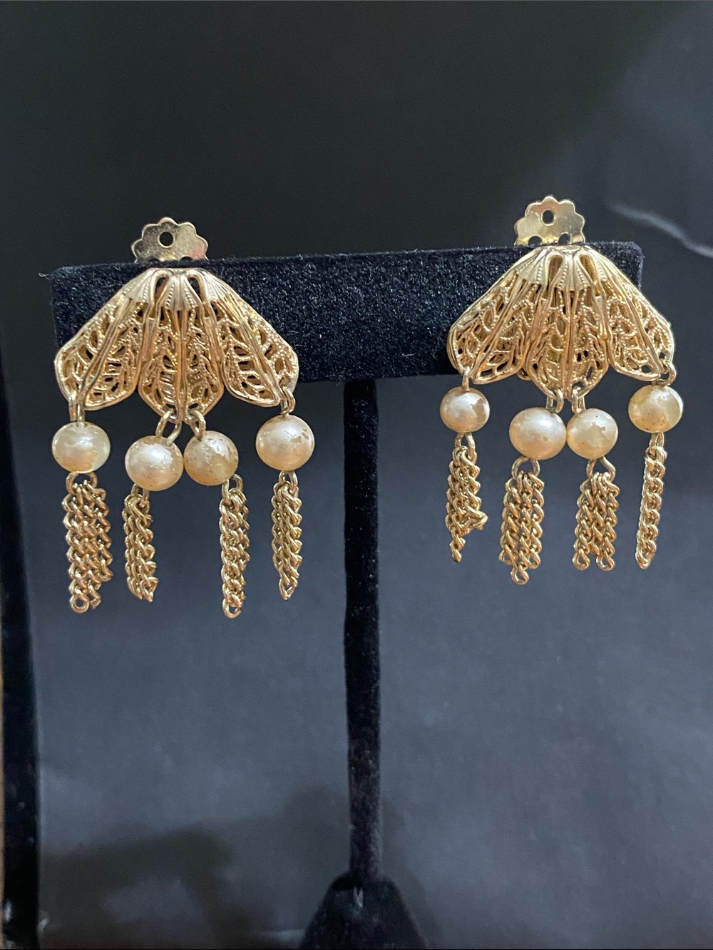 VTG Gold Filigree Pearl Tassel Cha Cha Drop Clip Earrings